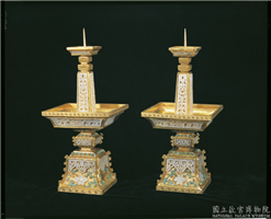 清 铜镀金嵌白玉、绿松石及料片五供-烛台（一对）,清,镀金,法器
