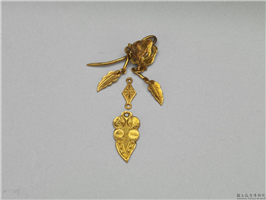 金耳环,时代不详,金属,耳饰