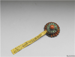 银镶珊瑚苗石结子,清,金属,服饰佩饰