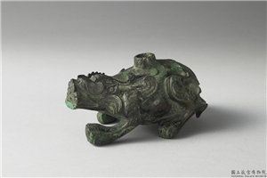 东汉 辟邪形铜镫座,东汉,铜,陈设