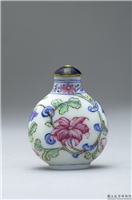 清 乾隆 玻璃胎画珐琅转枝花卉鼻烟壶,清 高宗 乾隆,玻璃,盛装器