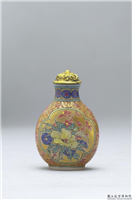 清 乾隆 玻璃胎画珐琅金地三秋图鼻烟壶,清 高宗 乾隆,玻璃,盛装器