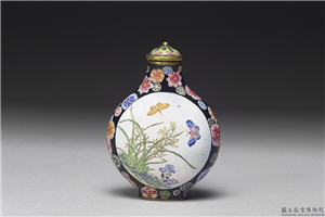 清 雍正 铜胎画珐琅杏林春燕花蝶鼻烟壶,清 雍正,,盛装器