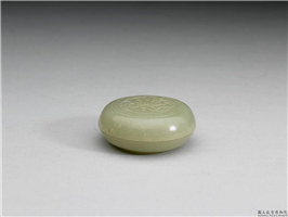 清 青玉雕番莲小圆盒,清,玉石,香具/盛装器