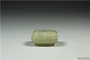 清 青玉夔龙八方盒,清,玉石,香具/盛装器