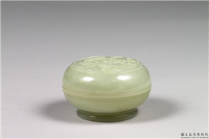 清 青玉雕菊花圆盒,清,玉石,香具/盛装器