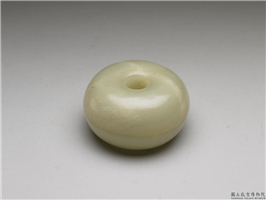 清 青玉环形盒,清,玉石,香具/盛装器