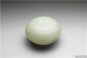 清 青玉五福捧寿圆盒,清,玉石,香具/盛装器