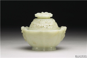 清 青玉莲瓣椭圆炉,清,玉石,香具/盛装器