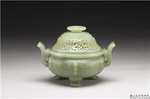 清 青玉兽面纹炉,清,玉石,香具/盛装器
