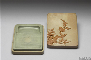 清 雍正 松花石梅竹砚,清 世宗,松花石,文具、文玩
