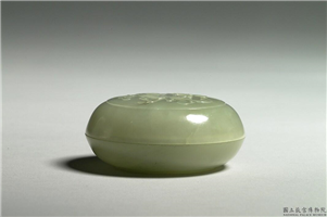 清 青玉番莲纹圆盒,清,玉石,香具/盛装器