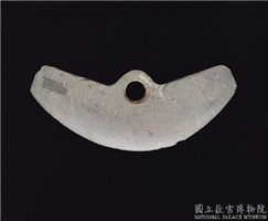新石器时代晚期 三角形石刀,新石器时代晚期,玉石,工具