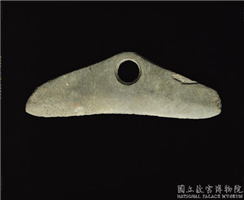 新石器时代晚期 三角形石刀,新石器时代晚期,玉石,工具