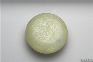 清 青玉番莲纹圆盒,清,玉石,香具/盛装器