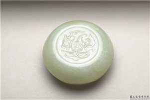 清 青玉番花小圆盒,清,玉石,香具/盛装器