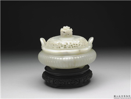 清 青白玉直纹炉,清,玉石,香具,盛装器