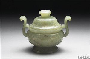清 青玉兽面纹炉,清,玉石,香具/盛装器