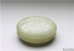 清 青玉雕花小圆盒,清,玉石,香具/盛装器