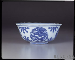 明 嘉靖 青花团龙菱花茶锺,明 嘉靖,陶瓷,盛装器