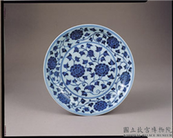 明 宣德窑 青花转枝芙蓉纹撇口盘,明 宣德,陶瓷,盛装器