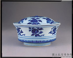 明 宣德 青花折技花卉纹合碗,明 宣德,陶瓷,食器