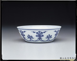 明 成化窑 青花宝莲纹洗,明 成化,陶瓷,水器