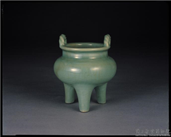 明 龙泉窑 翠青绳耳鼎,明,,香具