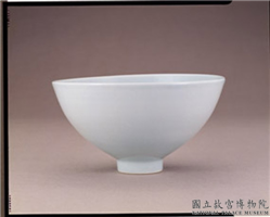 明 宣德窑 甜白莲瓣莲子碗,明 宣德,陶瓷,食器