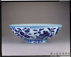明 宣德款 青花折技花果大碗,明 宣德,陶瓷,食器