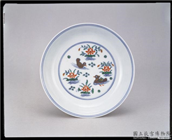 明 成化 斗彩莲塘鸳鸯盘,明 成化,,盛装器