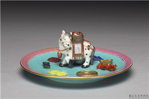 清 乾隆 粉彩宝马八宝香插,清 高宗,陶瓷,香具