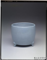 宋 官窑 天蓝三足圆炉,明,陶瓷,陈设器,香具