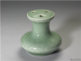清 乾隆 冬青釉三孔花插,清 高宗,,花器