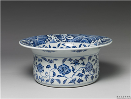 清 乾隆 青花水波花卉折沿洗,清 高宗,,文具、文玩