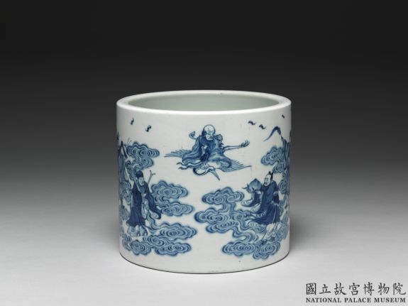 青花八仙庆寿大笔筒
