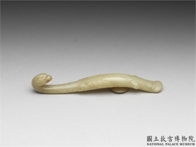 清 白玉凤纹带扣