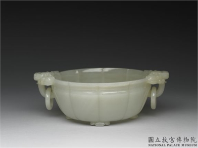 清 玉葵瓣圆洗