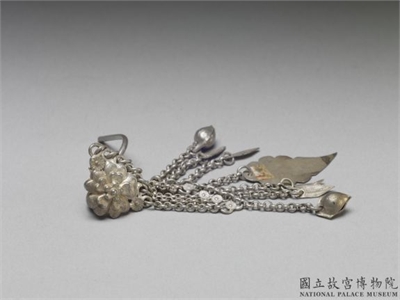 清末民初 银耳环