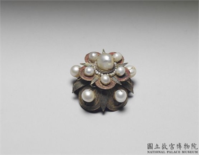 清 铜镀金累丝嵌珍珠花式帽花