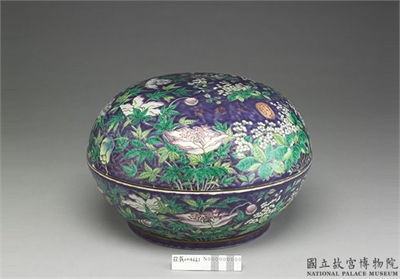 清 同治 紫地粉彩花鸟盒