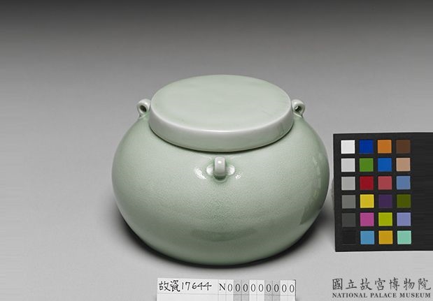 明 永乐 翠青三系盖罐