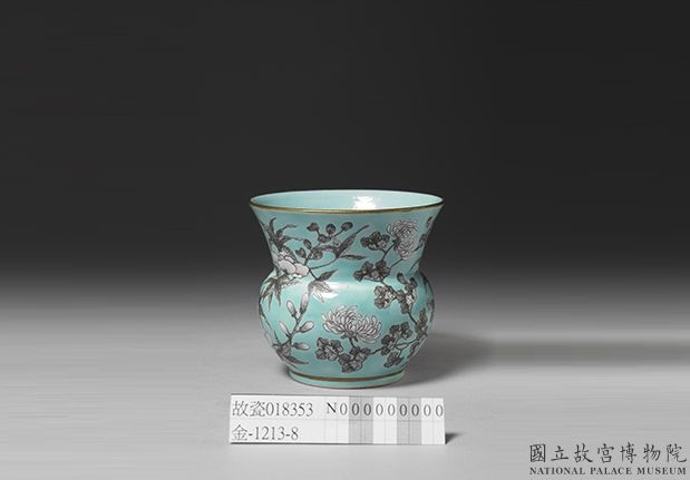 清 光绪 绿地花鸟瓷嗽盂