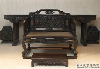 王座